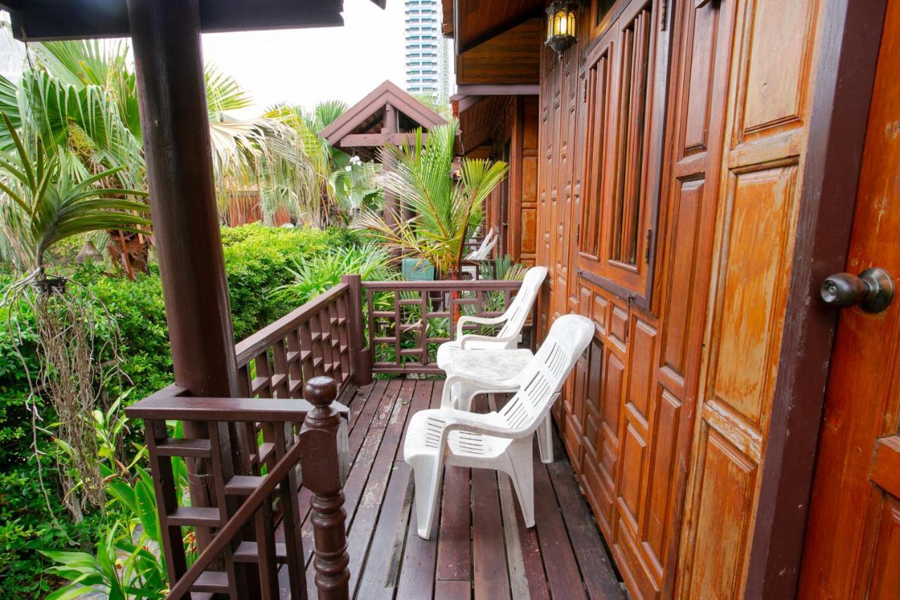 Anantaya Resort Jomtien Beach Exterior photo